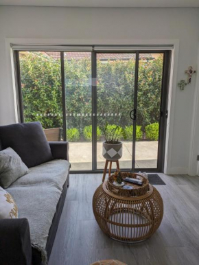 2 bedroom apartment with Garden views in Sydney, Sydney